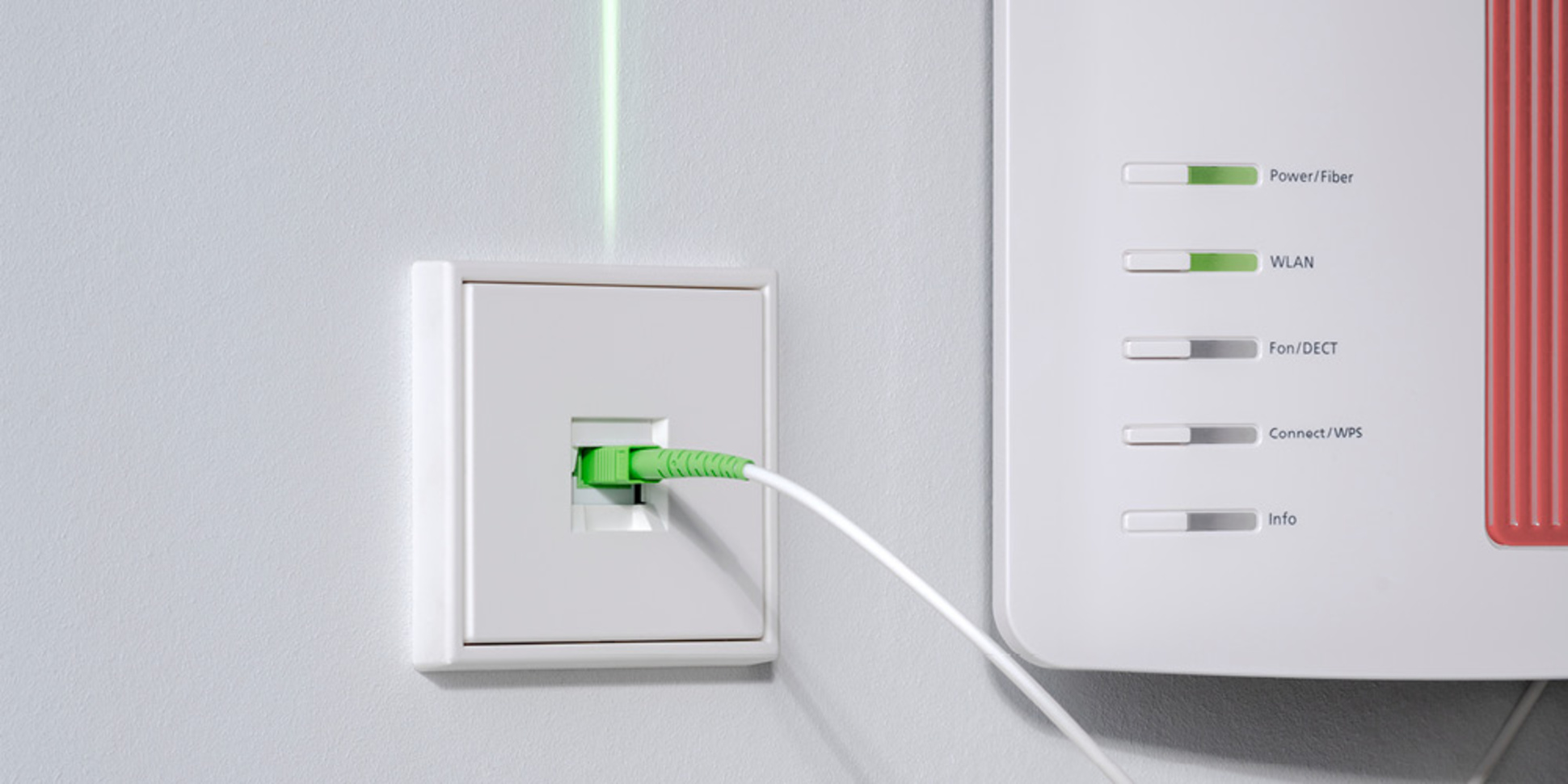 Die neuen Glasfaser-Anschlussdosen bei Elektro- & Informationstechnik Kaudel GmbH in Moosbach