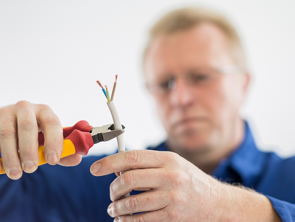 C F021729 bei Elektro- & Informationstechnik Kaudel GmbH in Weiden